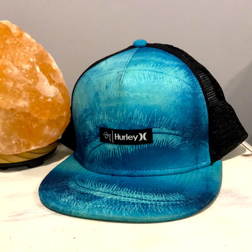 💙🌊Hurley Flat Bill Ocean Snap Back 🐬💙